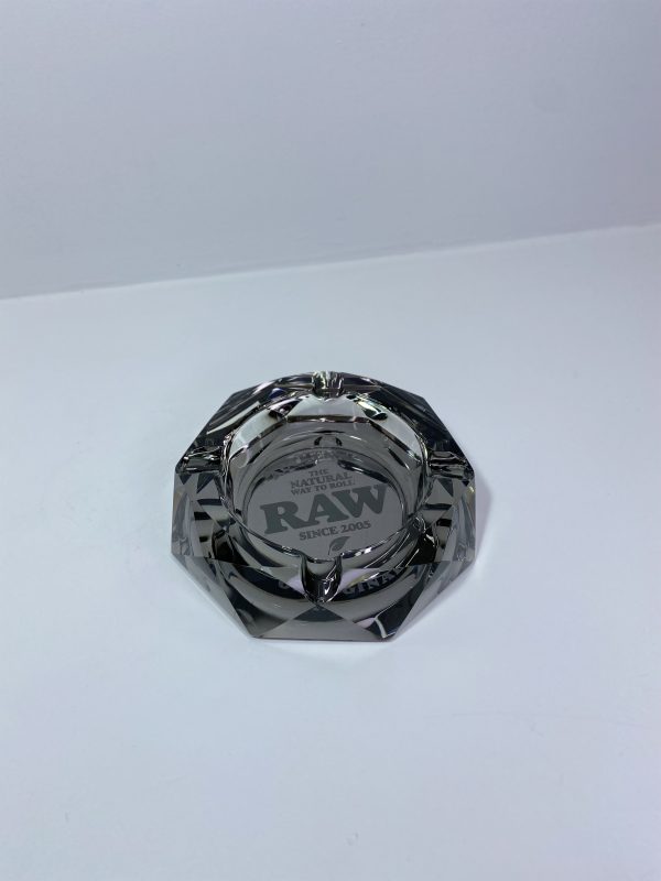 RAW Dark Side Crystal Ashtray - Image 2