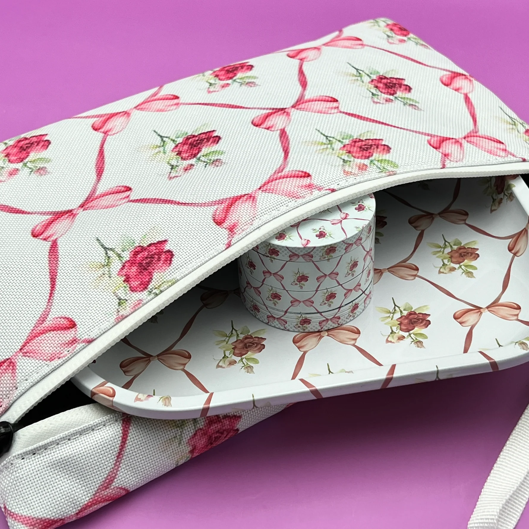 High Dreams 2 in 1 Set Bows and Roses - Image 3